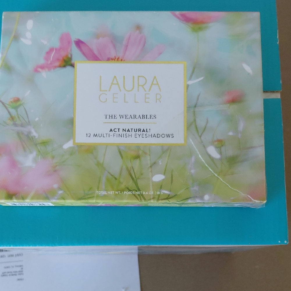 Laura Geller The Wearables Eyeshadow Palette - Act Natural